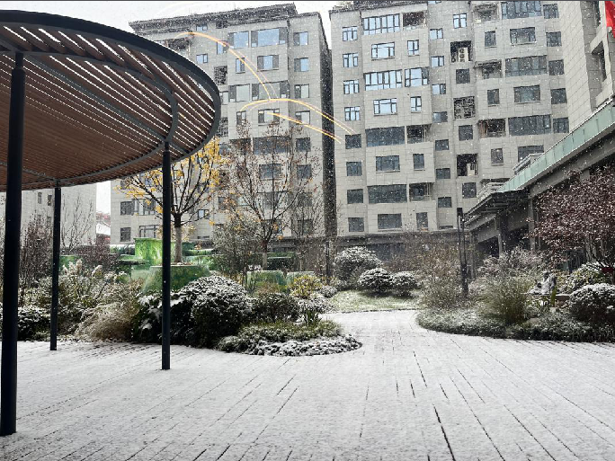 季節(jié)不斷更替，服務(wù)常伴左右 